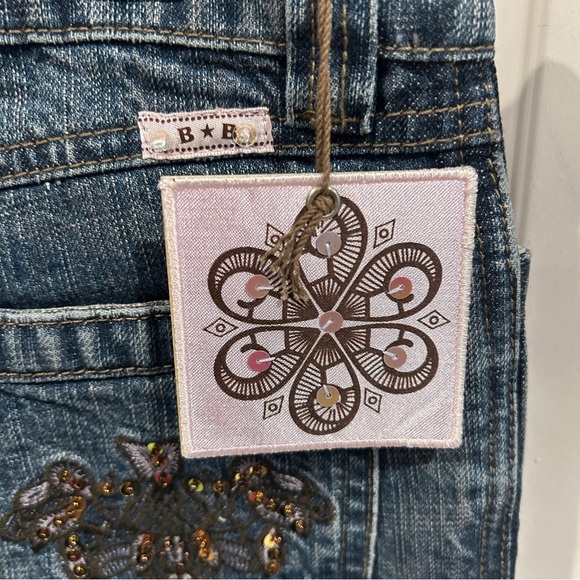 Women's Blue Jeans - Picture 5 of 6